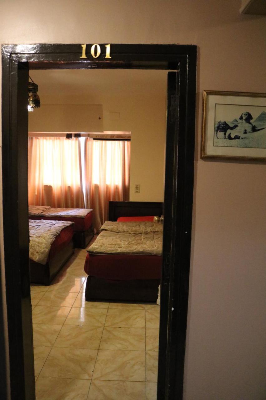 Wake Up! Cairo Hostel Ngoại thất bức ảnh